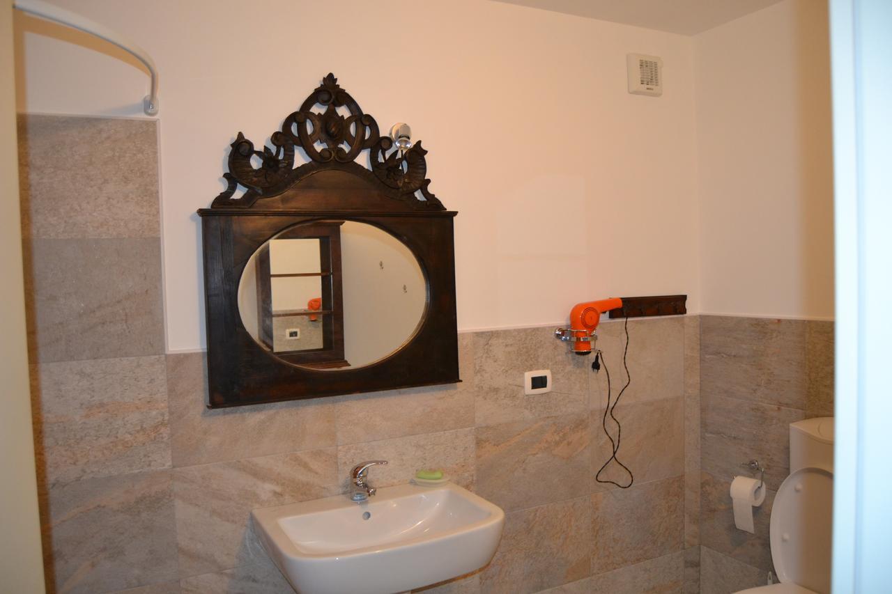 Joie De Vivre Bed & Breakfast Calice Ligure Rom bilde