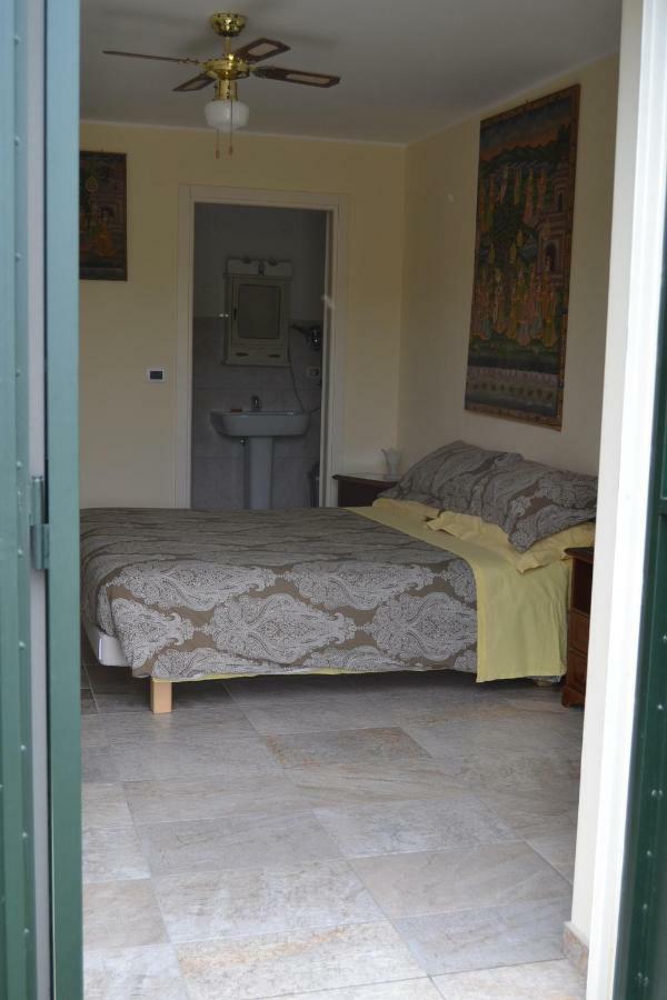 Joie De Vivre Bed & Breakfast Calice Ligure Eksteriør bilde